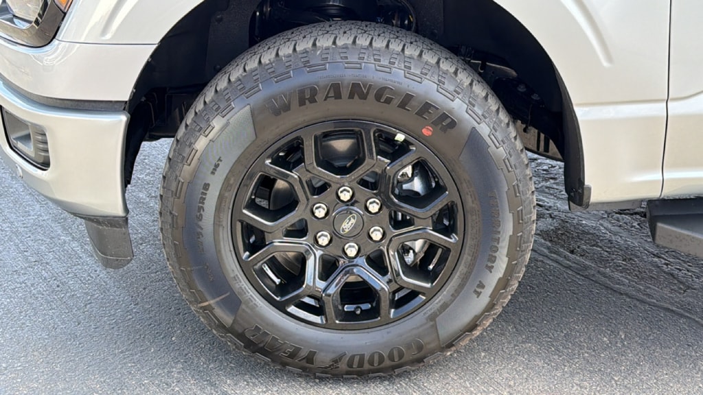 2026 Ford F-150 XLT - Photo 9
