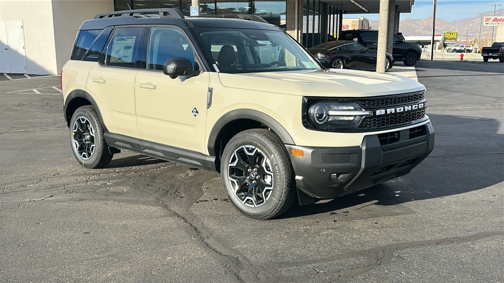 2025 Ford Bronco Sport Outer Banks's photo