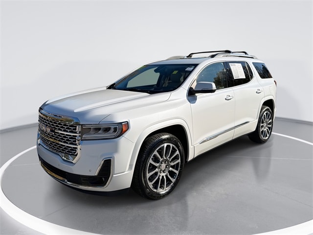 2021 GMC Acadia Denali's photo