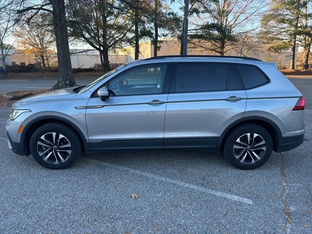 2024 Volkswagen Tiguan S photo 2