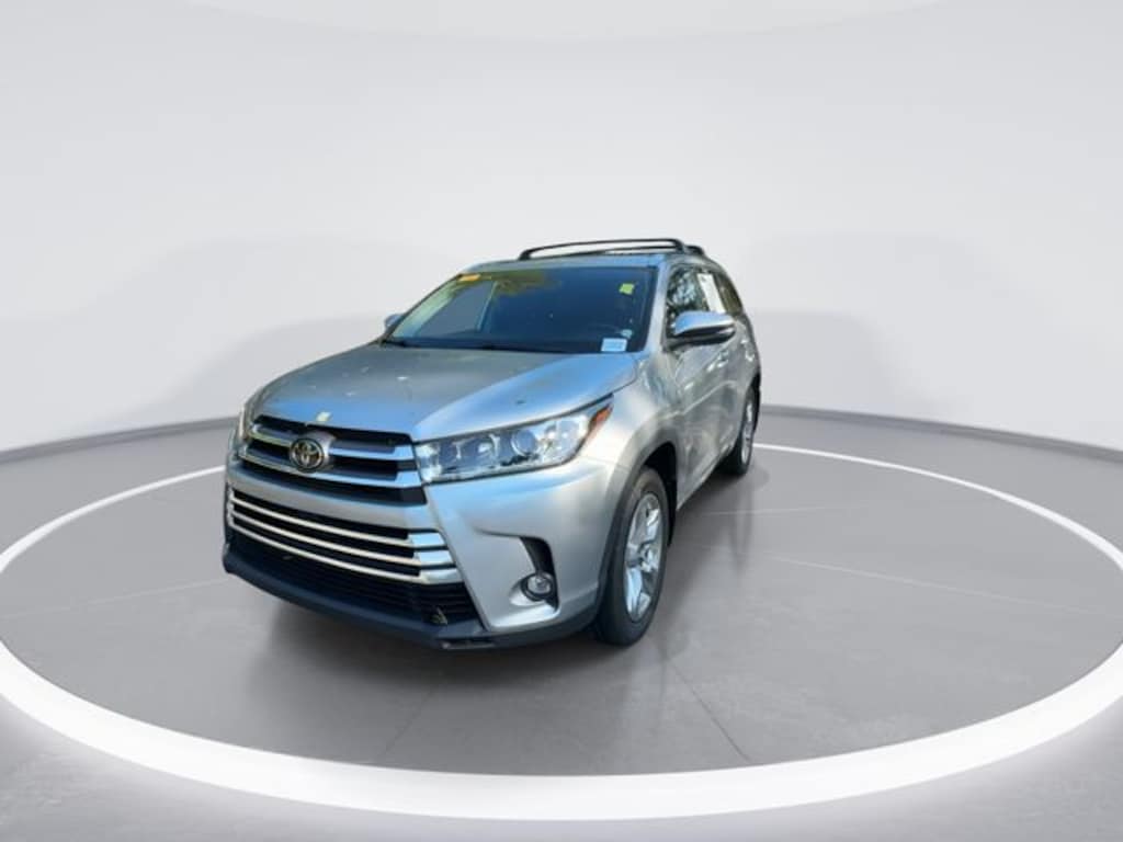 Used 2019 Toyota Highlander Limited SUV