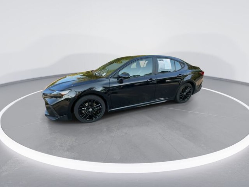 Used 2025 Toyota Camry SE Sedan