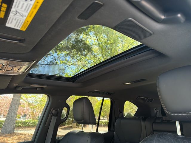 2023 Lexus LX Premium - Photo 18