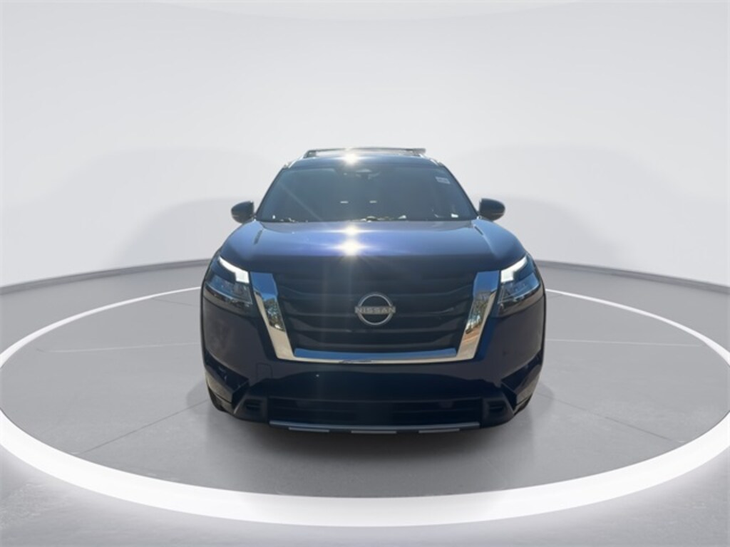 Used 2024 Nissan Pathfinder Platinum SUV