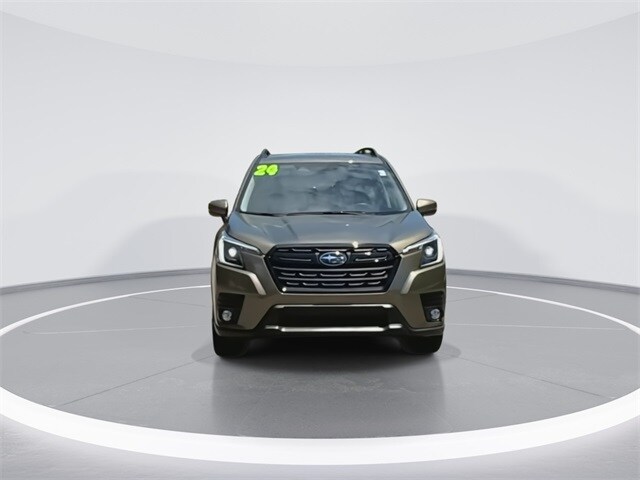 2024 Subaru Forester Limited photo 3