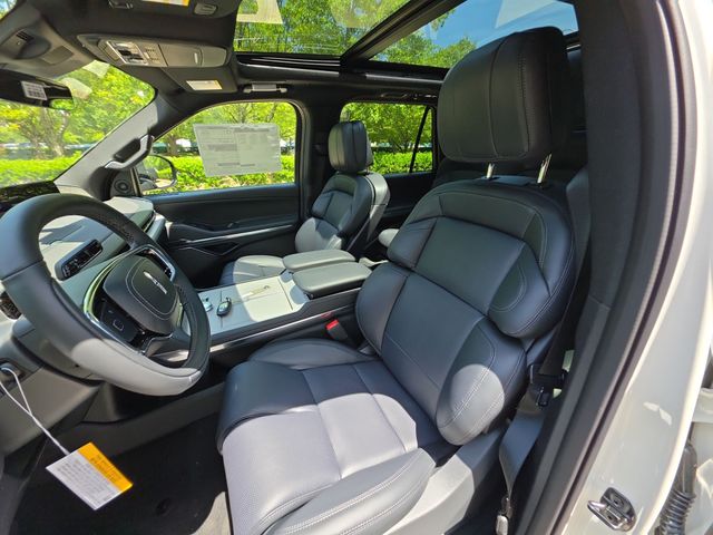 2025 Lincoln Navigator Reserve L - Photo 11