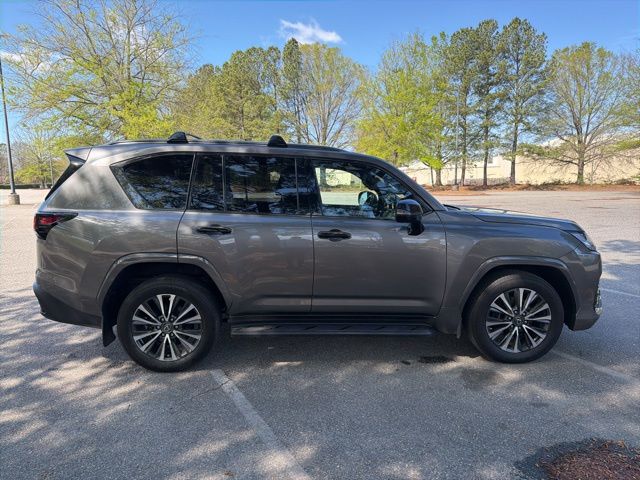 2023 Lexus LX Premium - Photo 6