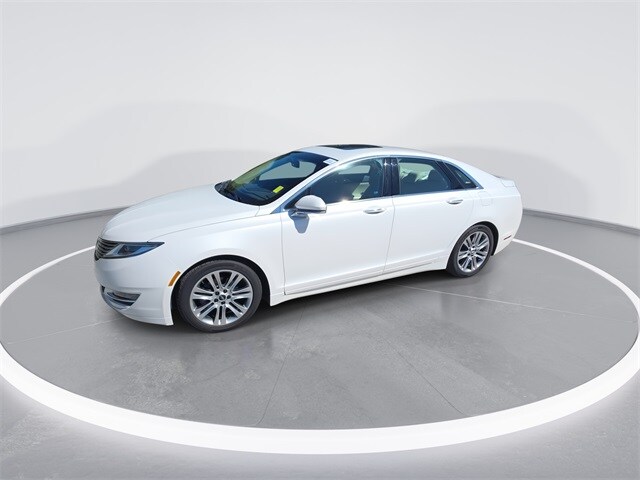 2013 Lincoln MKZ Hybrid photo 4