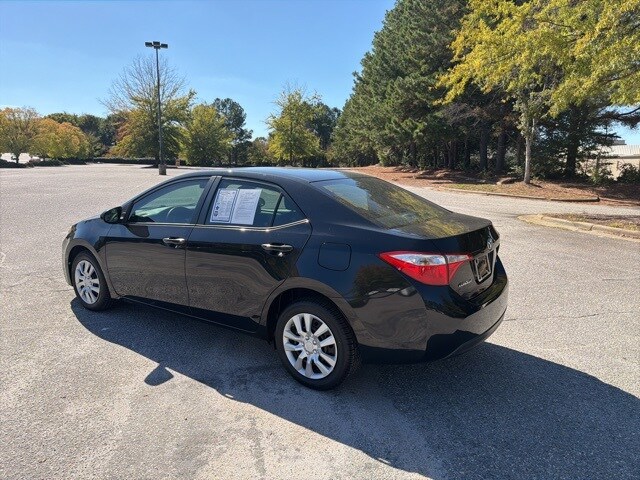 2016 Toyota Corolla L photo 3