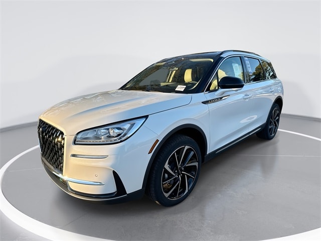 2026 Lincoln Corsair Reserve's photo