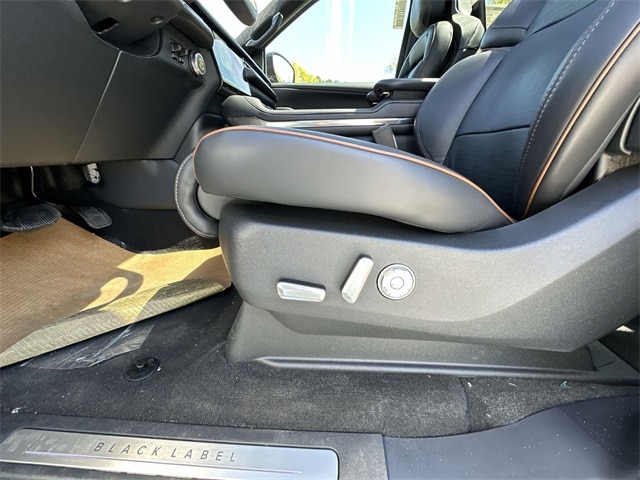 2025 Lincoln Navigator Black Label L - Photo 12
