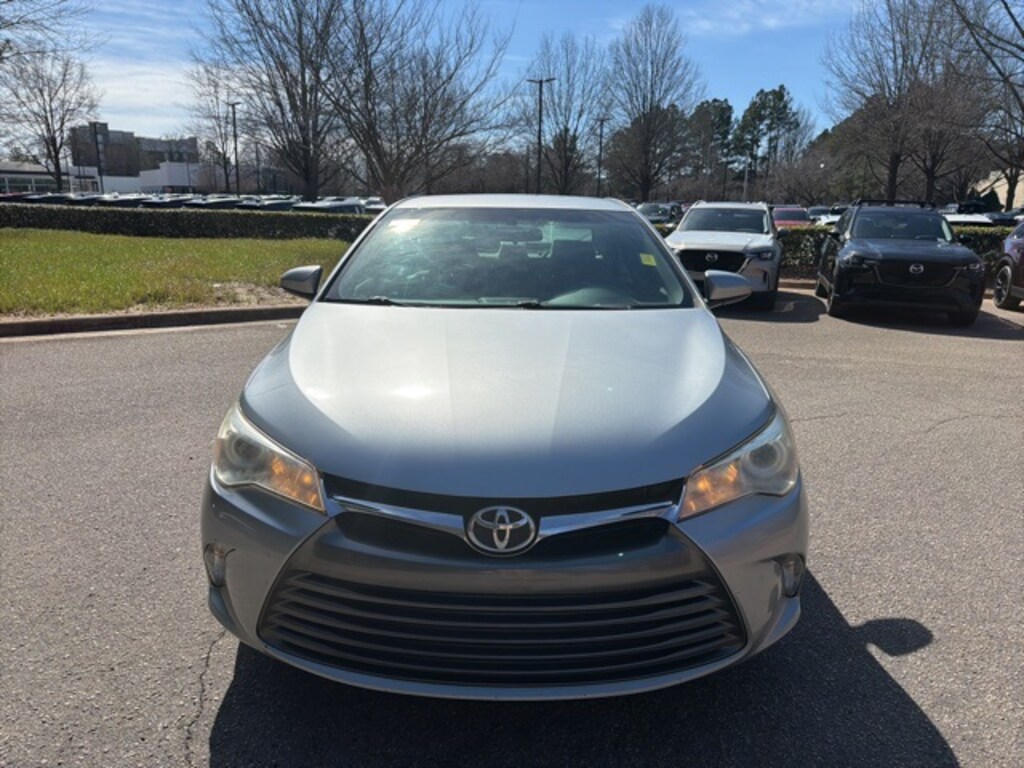 Used 2017 Toyota Camry LE Sedan