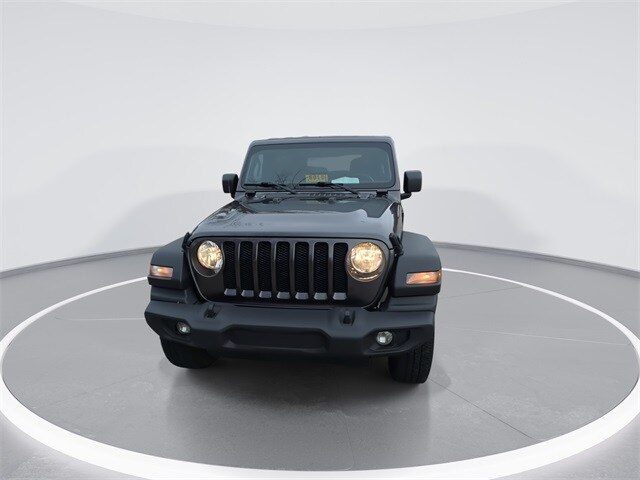 2020 Jeep Wrangler Sport S photo 3