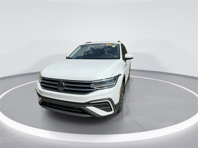2022 Volkswagen Tiguan S photo 3