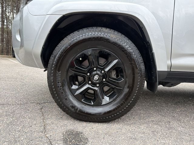2023 Toyota 4Runner SR5 - Photo 10