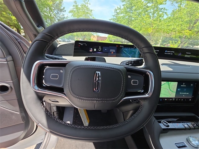 2025 Lincoln Navigator Reserve L - Photo 14