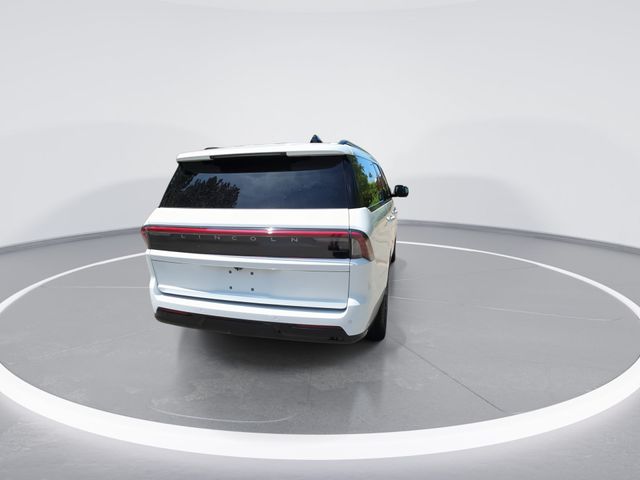 2025 Lincoln Navigator Reserve L - Photo 7