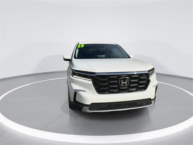 2023 Honda Pilot EX-L photo 3