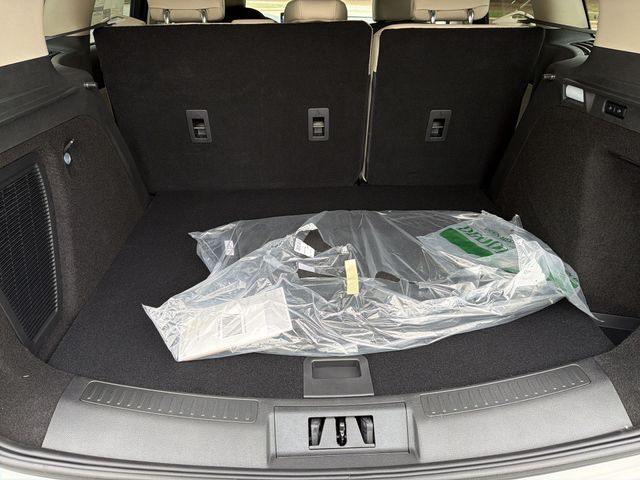 2026 Lincoln Corsair Premiere - Photo 25
