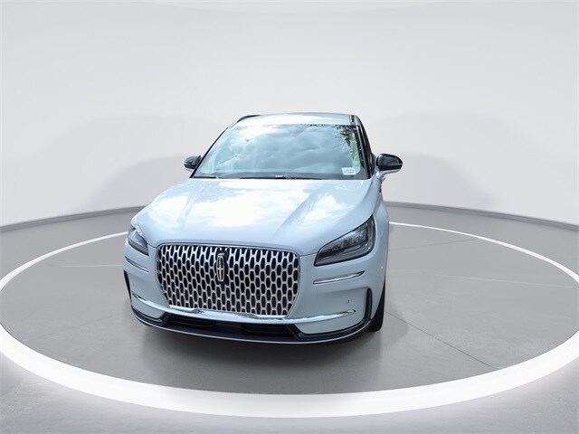 2026 Lincoln Corsair Premiere photo 3