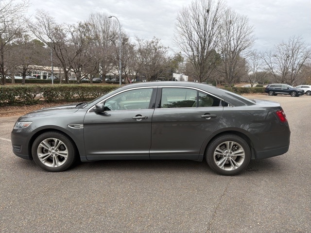 2018 Ford Taurus SEL