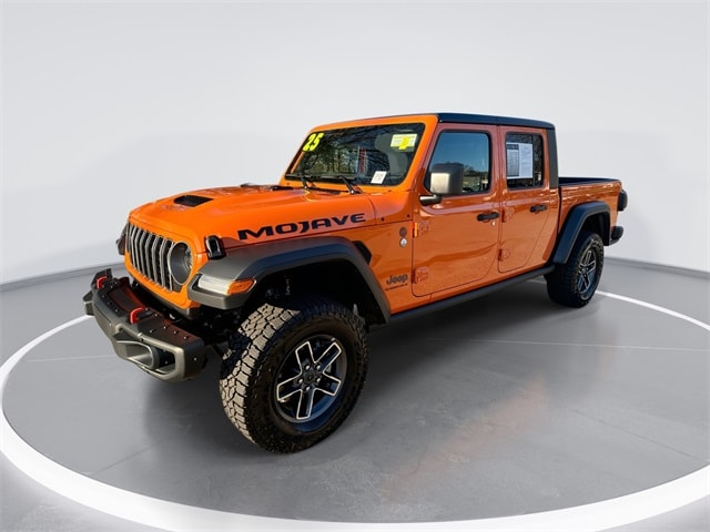2025 Jeep Gladiator Mojave's photo