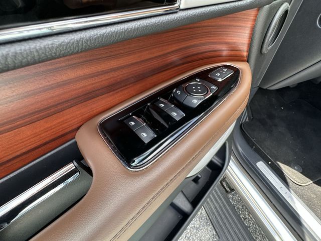 2024 Lincoln Navigator Reserve L - Photo 13