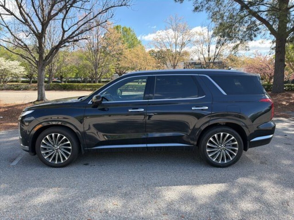 Used 2024 Hyundai Palisade Calligraphy SUV