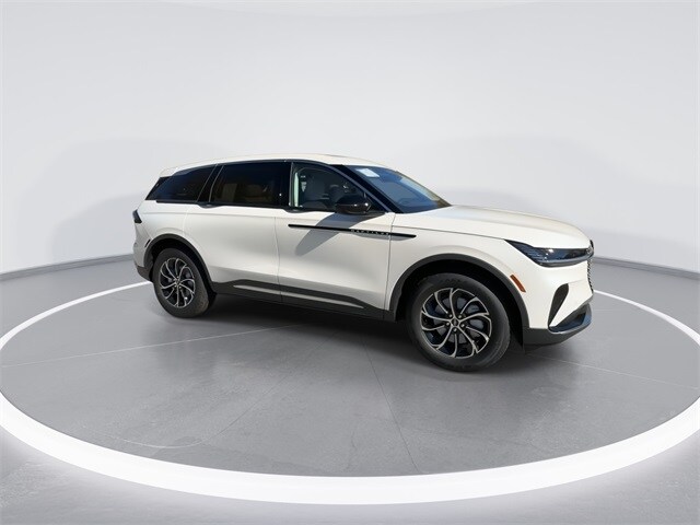 2026 Lincoln Nautilus Premiere photo 2