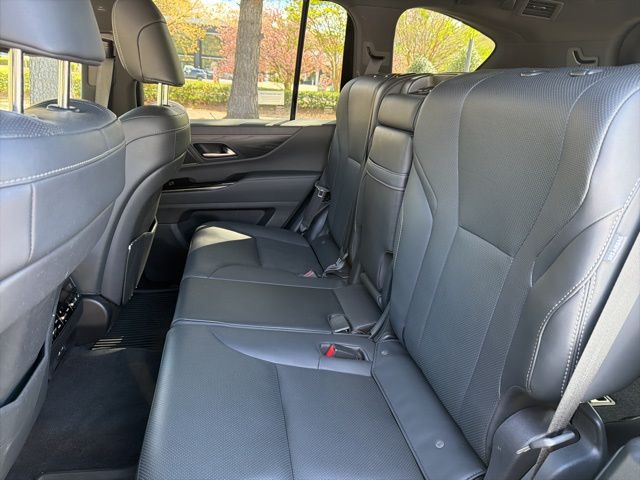 2023 Lexus LX Premium - Photo 19