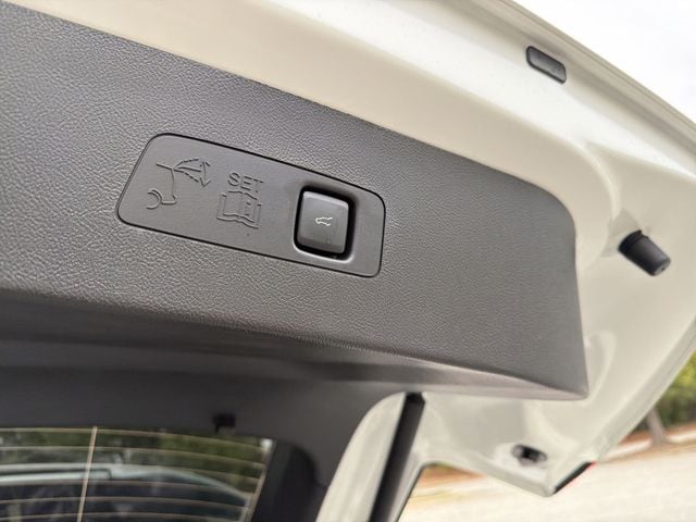 2026 Lincoln Corsair Premiere - Photo 26