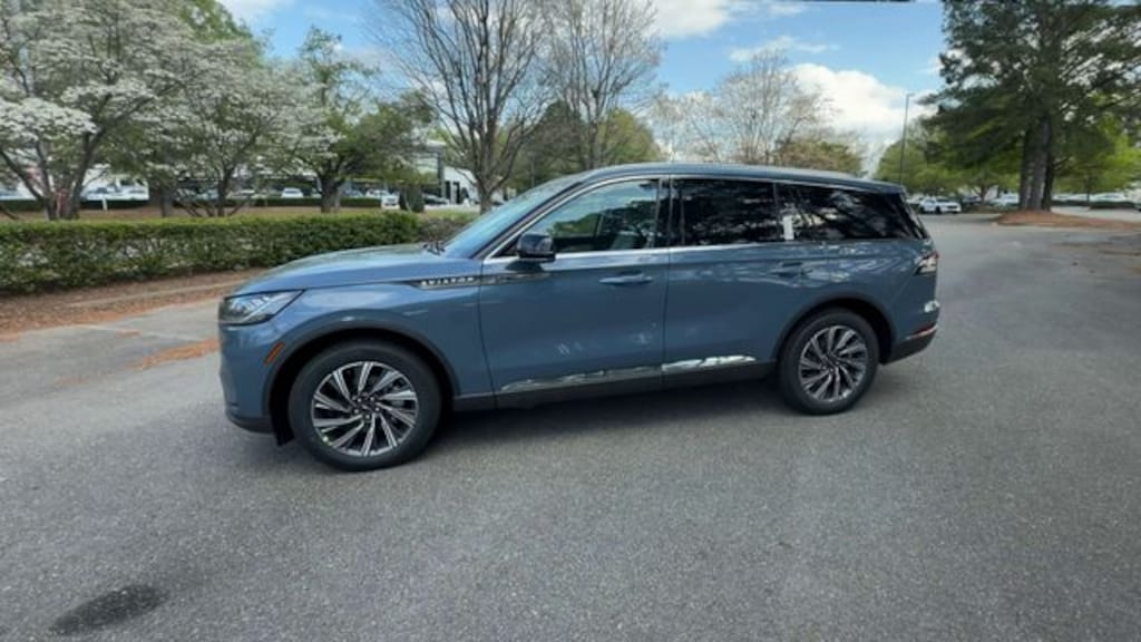 New 2026 Lincoln Aviator Premiere SUV