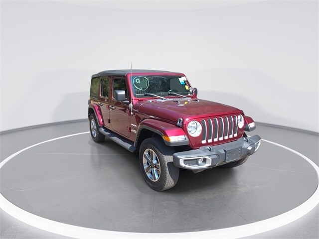 2022 Jeep Wrangler Unlimited Sahara photo 2