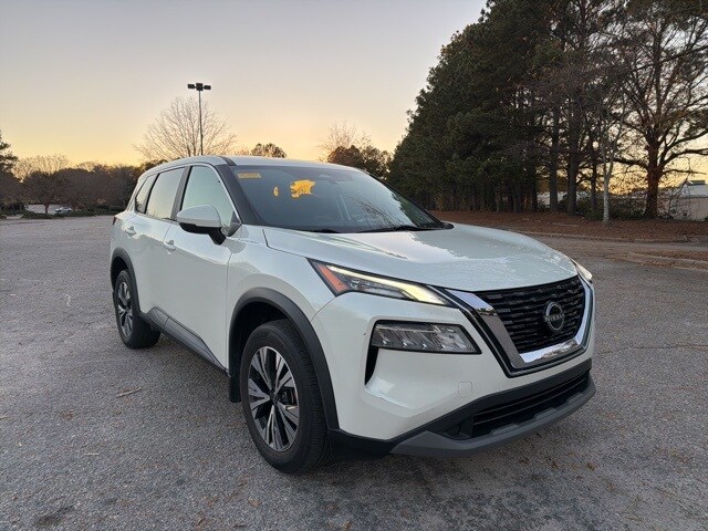 2023 Nissan Rogue SV photo 4