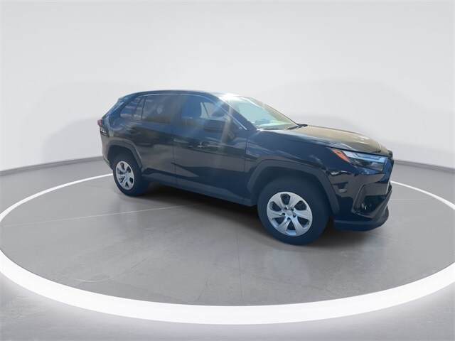2024 Toyota RAV4 LE photo 2