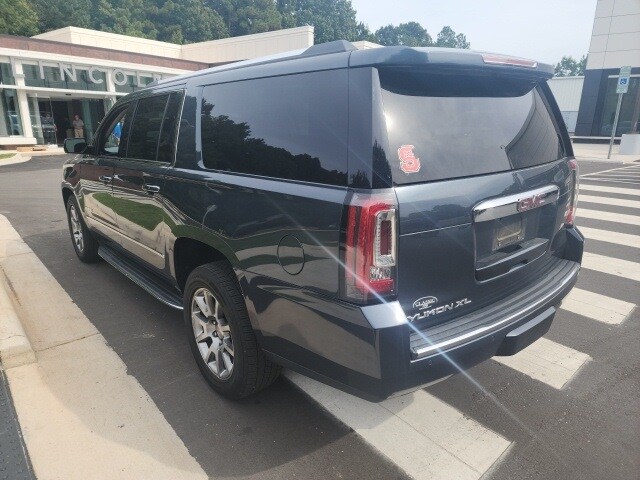 2019 Gmc Yukon XL Denali photo 3
