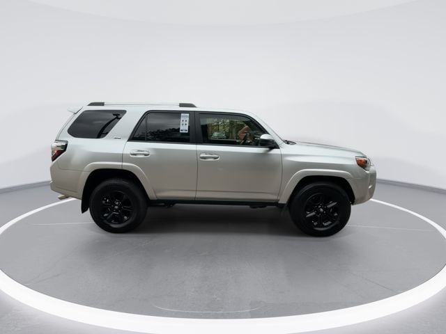 2023 Toyota 4Runner SR5 - Photo 9