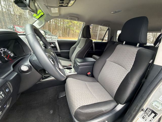 2023 Toyota 4Runner SR5 - Photo 11