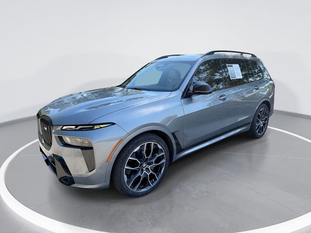 2024 BMW X7 M60i's photo