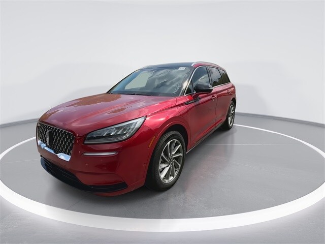 2022 Lincoln Corsair Grand Touring photo 4