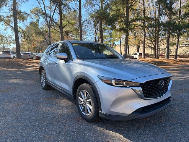 2022 Mazda CX-5 2.5 S Preferred photo 3