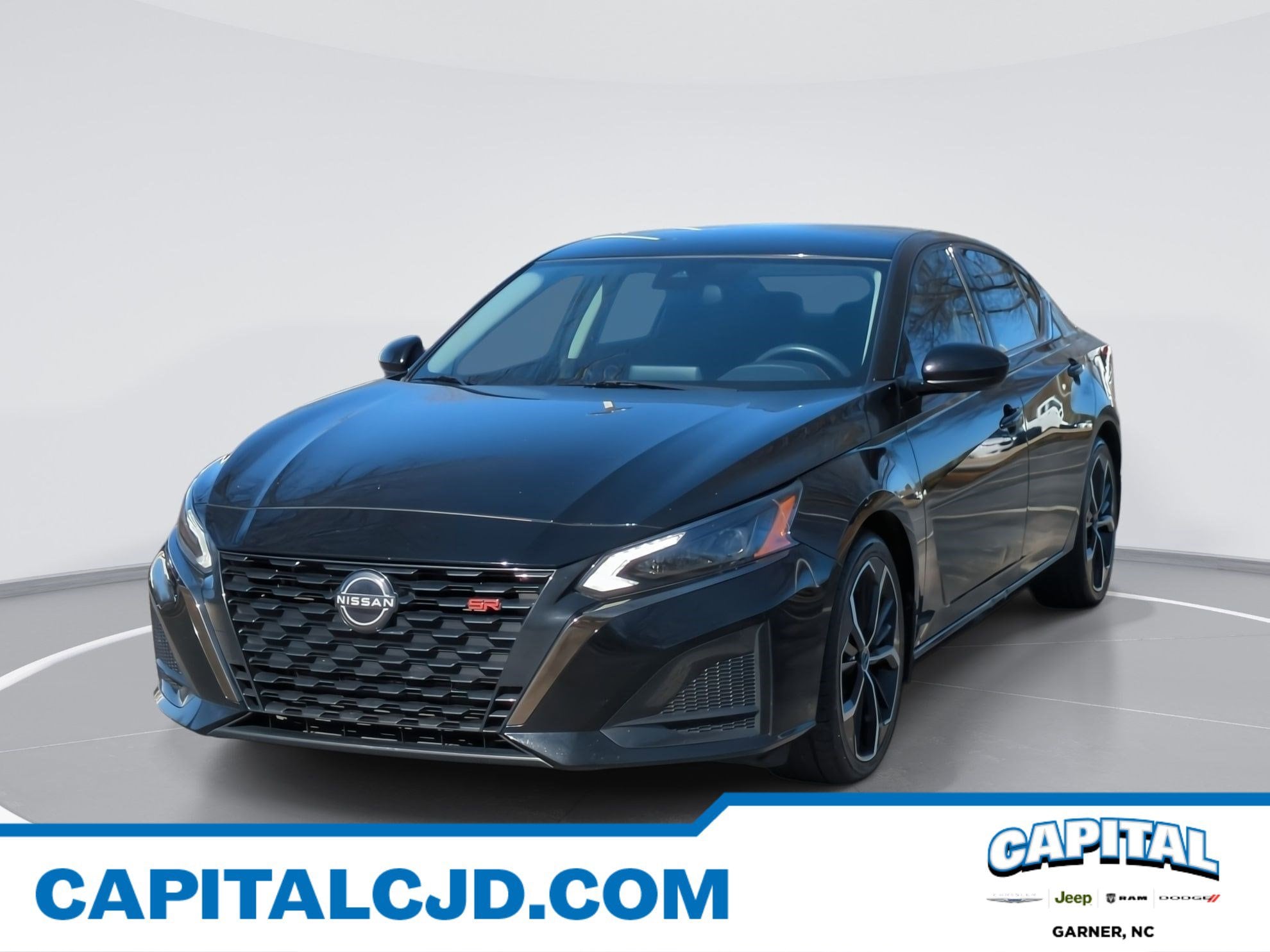 2023 Nissan Altima SR
