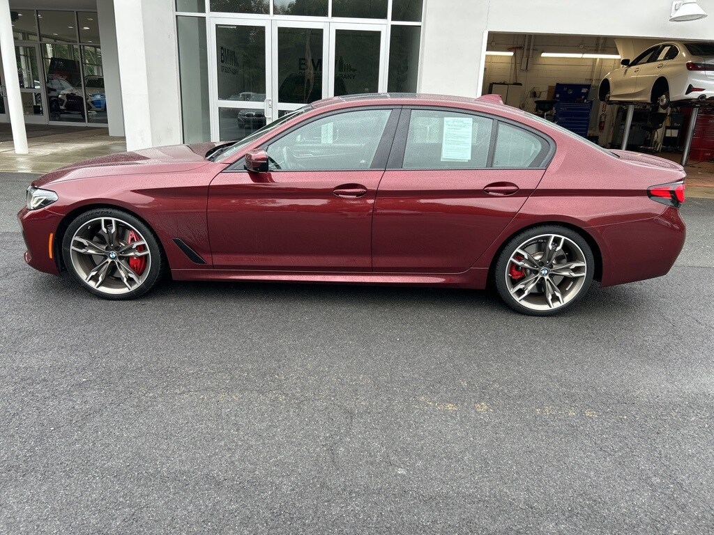 2021 Bmw M550i xDrive photo 2