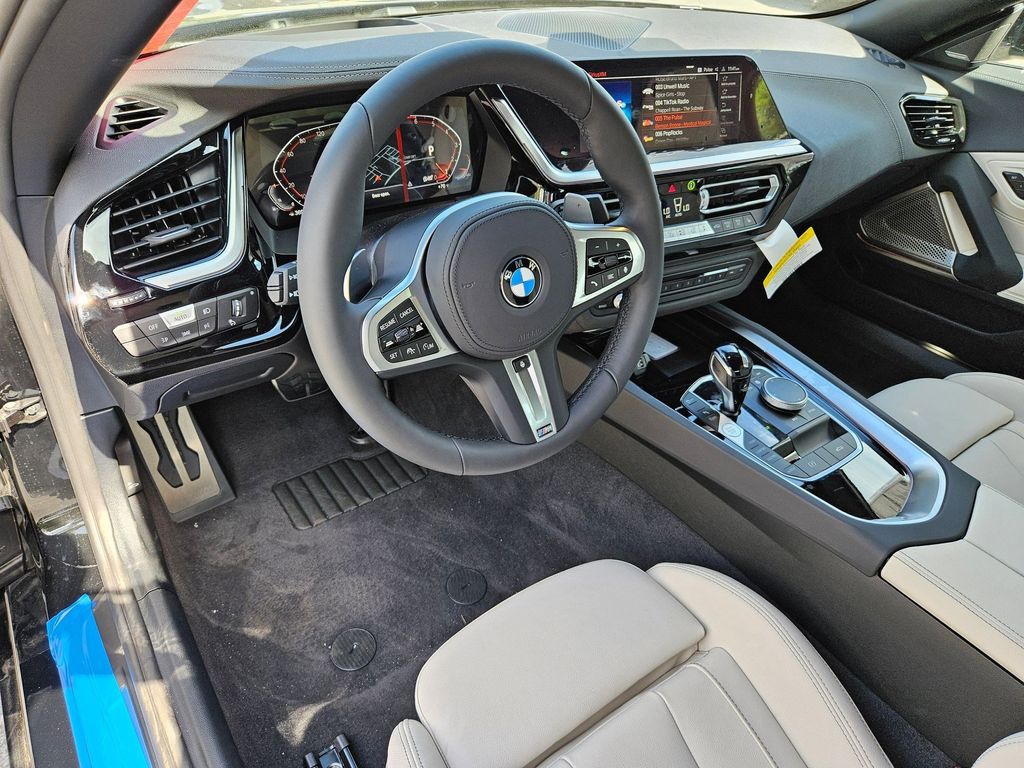 2026 BMW Z4 30i - Photo 9