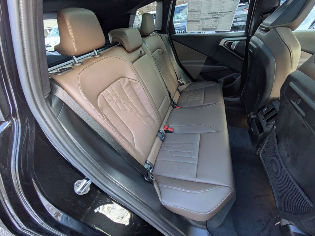 2026 BMW X3 30 - Photo 25