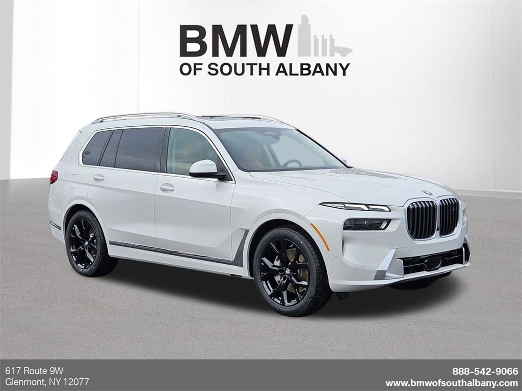 2026 BMW X7 40i's photo