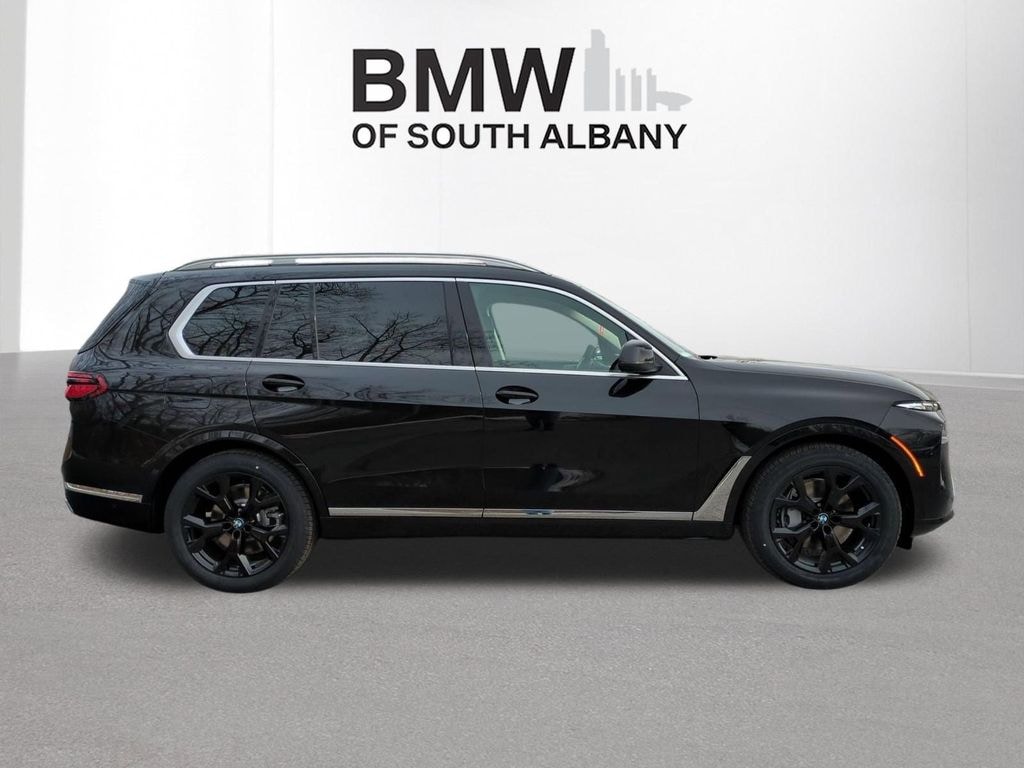New 2026 BMW X7 xDrive40i SUV