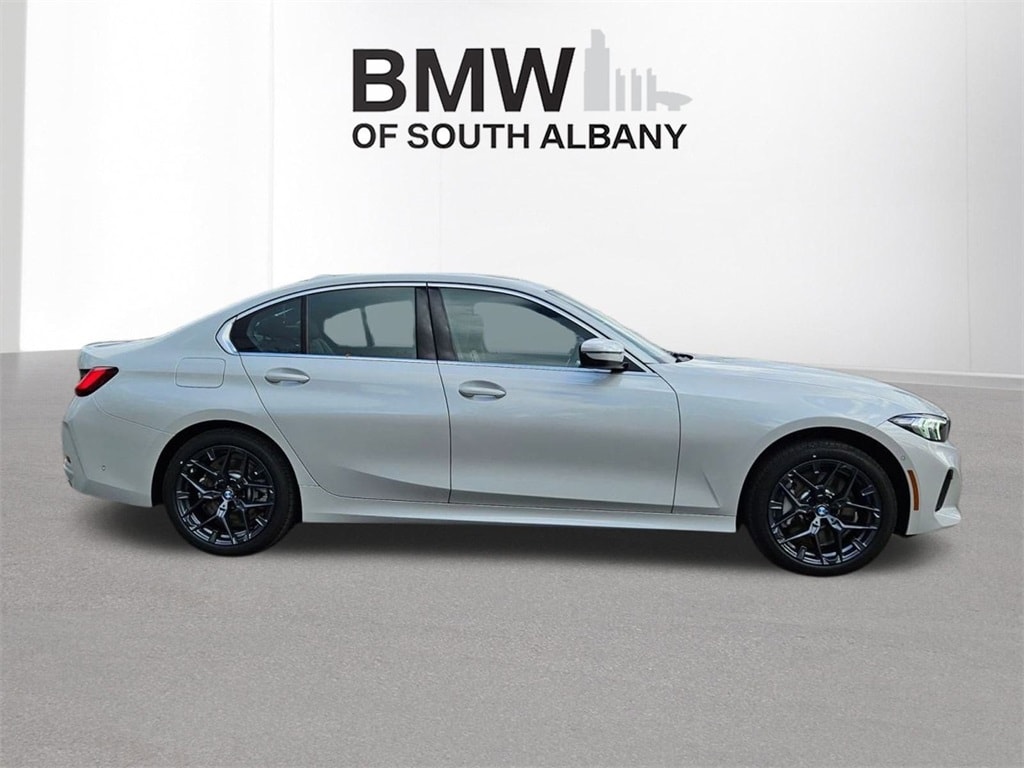 New 2026 BMW 330i xDrive Sedan