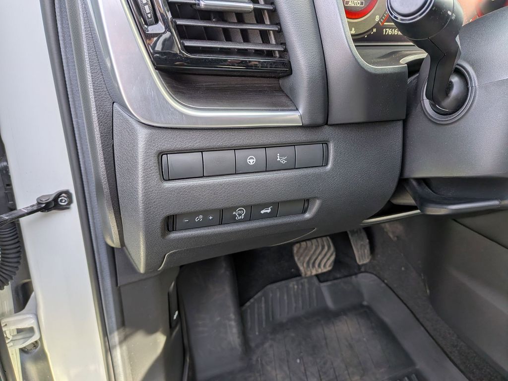2023 Nissan Rogue Platinum - Photo 17