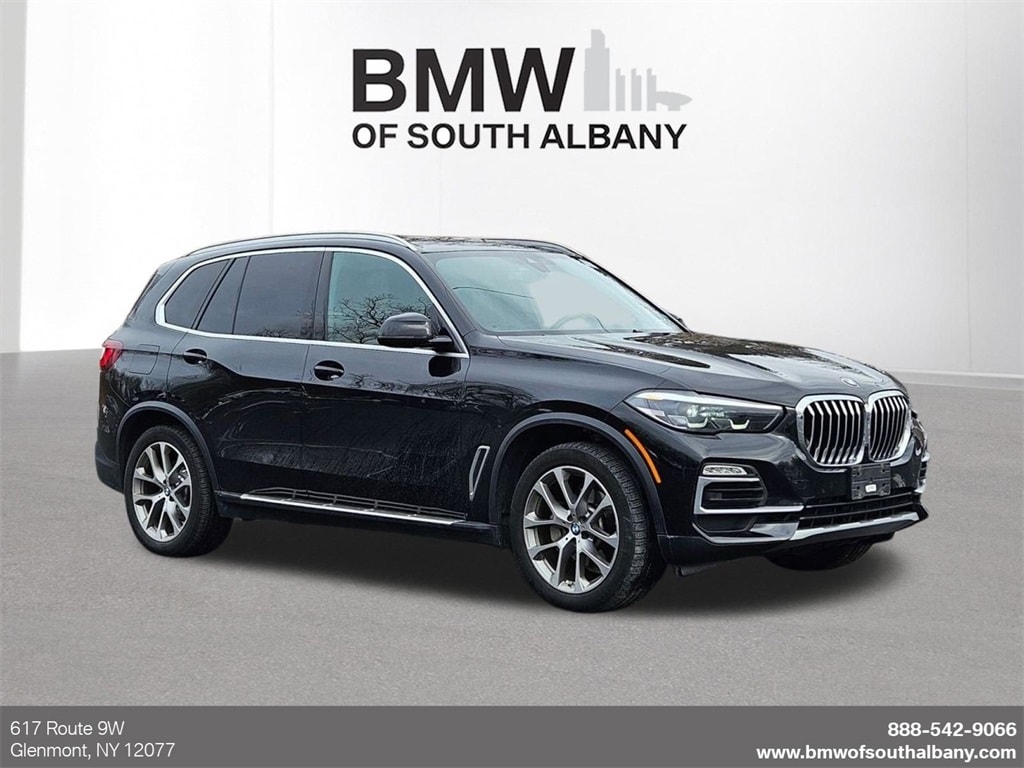 2021 BMW X5 40i's photo